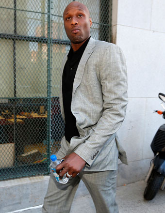 'I Lived with Lamar': Roommate Says Paranoid Odom Smoked Crack