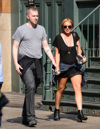 Gossip Girl: Lindsay Lohan’s Mystery Man Identified