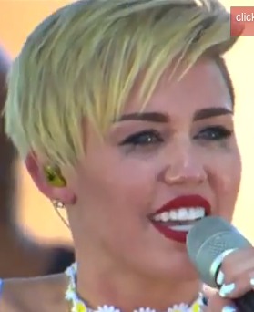 Miley Cyrus Twerks, Breaks Down in Tears at iHeart Radio Music Festival