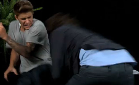 Video! Justin Bieber Gets a Spanking from Zach Galifianakis on 'Ferns'