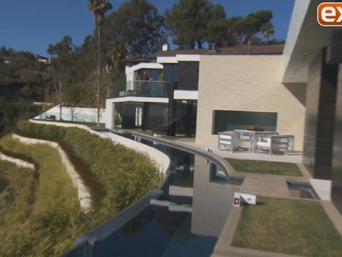 Star Real Estate: Kourtney and Khloé Kardashian, Simon Cowell Homes on the Market