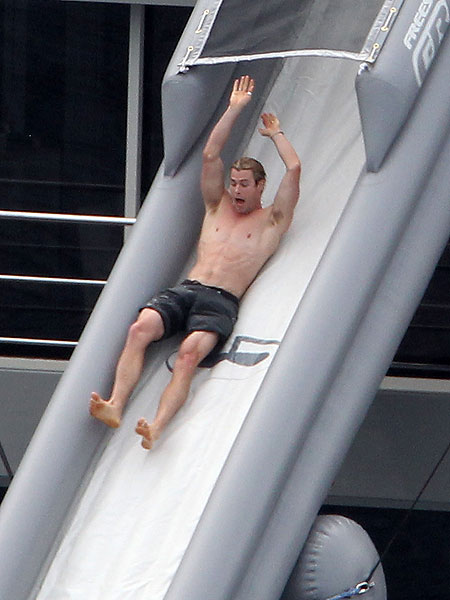 FameFlynet chris-hemsworth.jpg