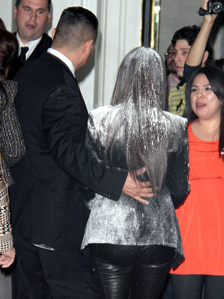 FameFlynet Pictures kim-kardashian-flour.jpg