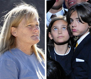 INF Photo/Getty Images debbie rowe's custody emails exposed