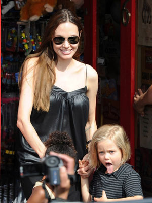 Fame Pictures angelina-jolie.jpg