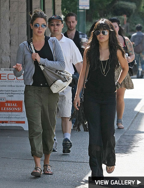 nikki reed hangs with vanessa hudgens