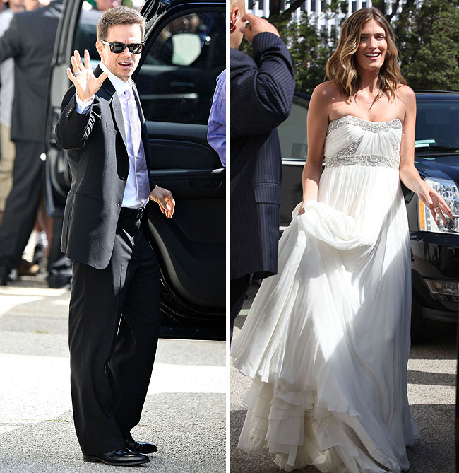mark wahlberg ties the knot