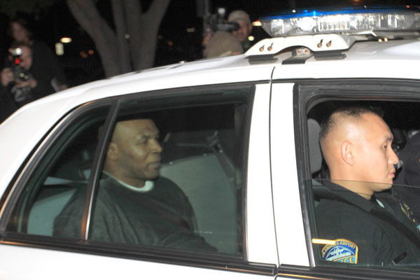 INF Photo Mike Tyson arrested after punching photographer